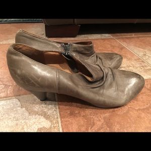Miz Mooz leather booties (scuffed heels)